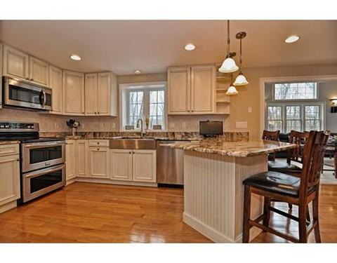 494 Gilbert St, Mansfield, MA 02048 photo 6