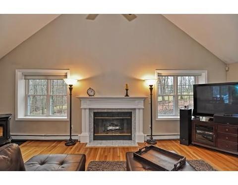 494 Gilbert St, Mansfield, MA 02048 photo 11