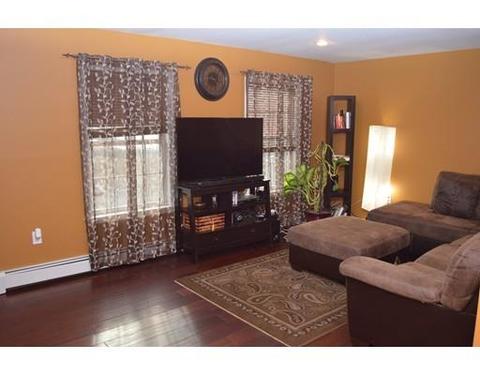 10 Dyer St, Fall River, MA 02720 photo 2