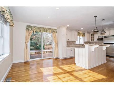 54 James Cir, Mashpee, MA 02649 photo 7