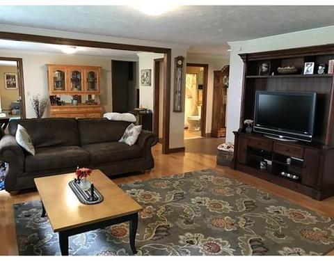 364 Thompson Rd, Webster, MA 01570 photo 10