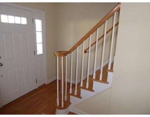 328 Arnold St, Springfield, MA 01119 photo 8