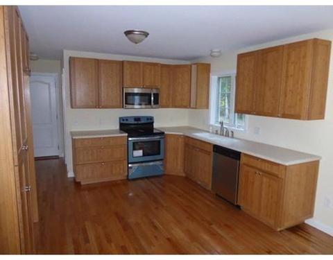 328 Arnold St, Springfield, MA 01119 photo 11