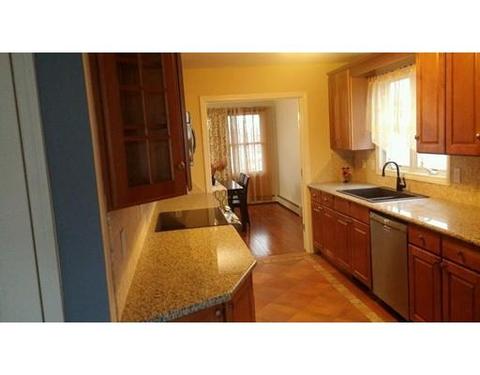 55 Freeman Ave, Webster, MA 01570 photo 10