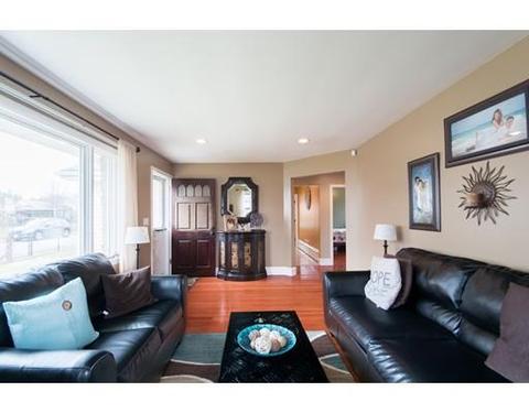 166 Hill St, Fall River, MA 02723 photo 3