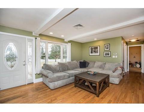 26 Cabot Rd, Danvers, MA 01923 photo 3