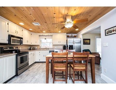 26 Cabot Rd, Danvers, MA 01923 photo 9