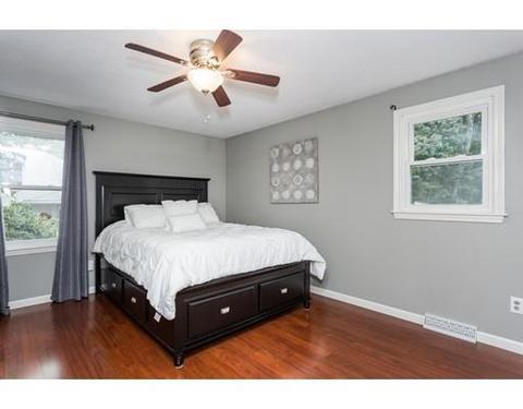 218 Ellendale Cir, Springfield, MA 01128 photo 15