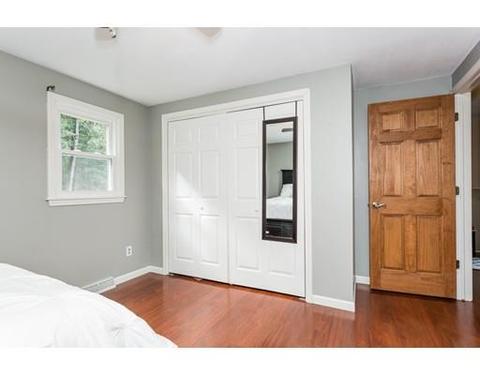218 Ellendale Cir, Springfield, MA 01128 photo 16