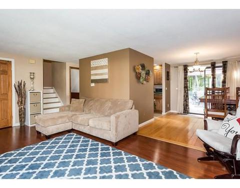 218 Ellendale Cir, Springfield, MA 01128 photo 5