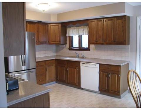 248 Mccarthy Ave, Chicopee, MA 01020 photo 8