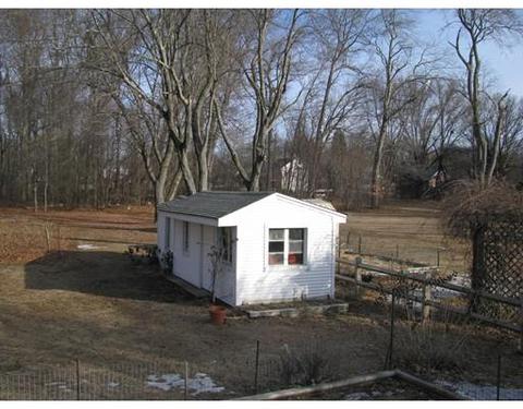 248 Mccarthy Ave, Chicopee, MA 01020 photo 4