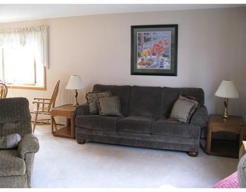 248 Mccarthy Ave, Chicopee, MA 01020 photo 10