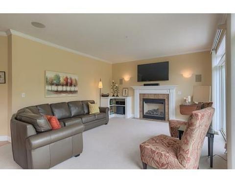 2 Pine Tree Dr, Methuen, MA 01844 photo 8