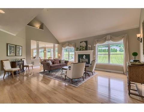 2 Pine Tree Dr, Methuen, MA 01844 photo 3