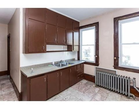592 Broadway, Fall River, MA 02724 photo 9