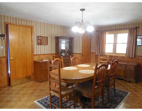 1917 Parker St, Springfield, MA 01128 photo 12