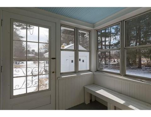 88 West St, Easthampton, MA 01027 photo 6