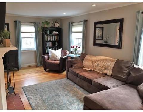 24 Spring St, Danvers, MA 01923 photo 4