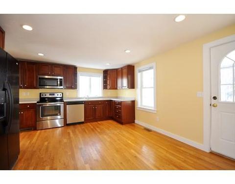 88 Waltham St, Maynard, MA 01754 photo 5