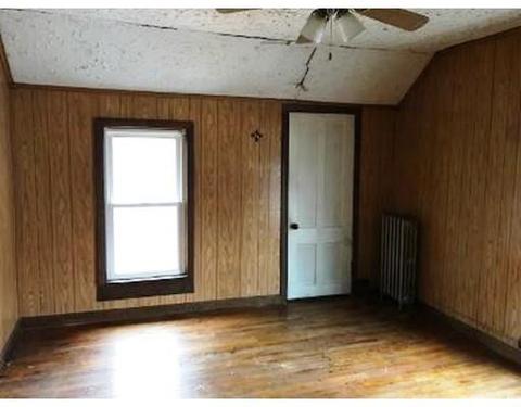 122 Benton St, Springfield, MA 01109 photo 7