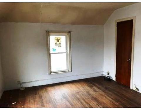 122 Benton St, Springfield, MA 01109 photo 6