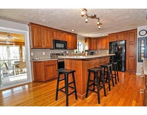 11 Chilmark Rd, Franklin, MA 02038 photo 4