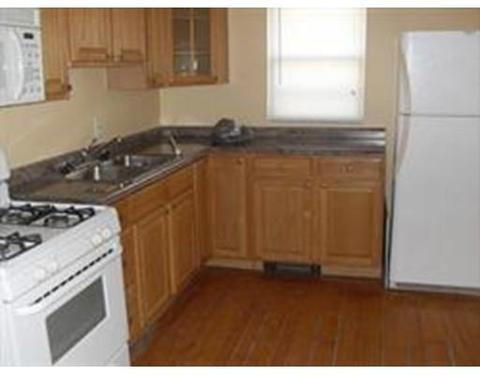664 Walnut St, Fall River, MA 02720 photo 2