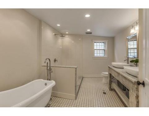 121 Washington St, Marblehead, MA 01945 photo 18