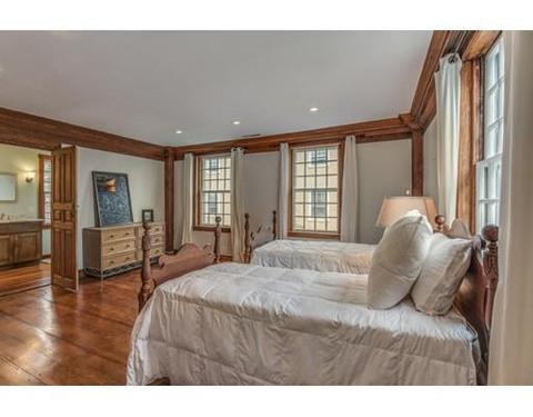 121 Washington St, Marblehead, MA 01945 photo 21