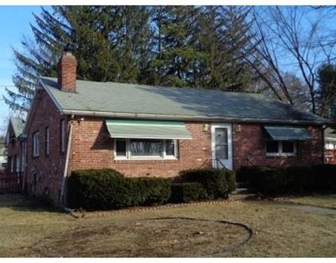 663 Bradley Rd, Springfield, MA 01109 photo 1
