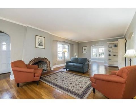 97 Olmsted Dr, Springfield, MA 01108 photo 5