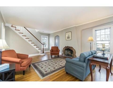 97 Olmsted Dr, Springfield, MA 01108 photo 4