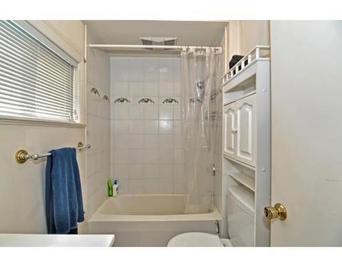 9 Acacia St, Gloucester, MA 01930 photo 12
