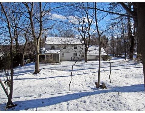 18 Putney Rd, Wellesley, MA 02481 photo 3