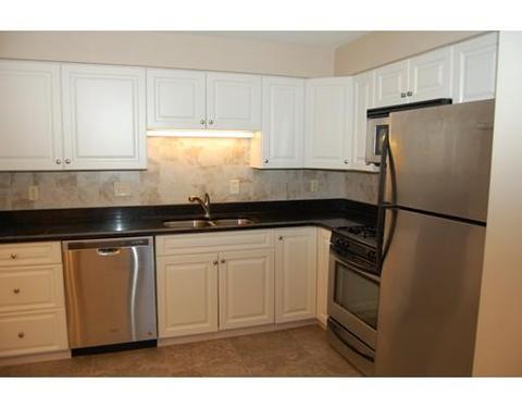 80 Walnut St #401, Canton, MA 02021 photo 4