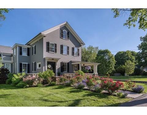 392 Main St, Hingham, MA 02043 photo 2