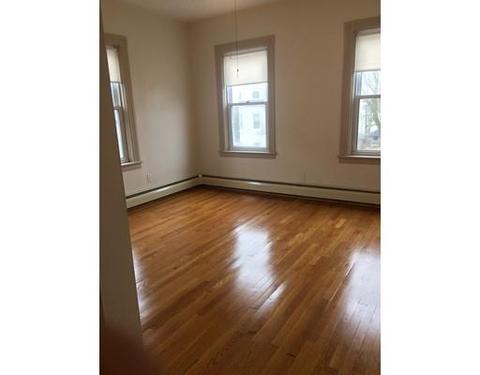 175 Vernon St, Worcester, MA 01610 photo 4