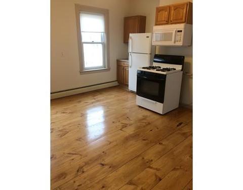 175 Vernon St, Worcester, MA 01610 photo 5