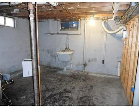 104 Catherine St, Chicopee, MA 01013 photo 15