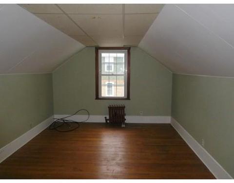 104 Catherine St, Chicopee, MA 01013 photo 13