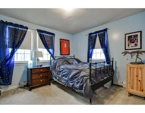 22 Thornton Rd, Needham, MA 02492 photo 11