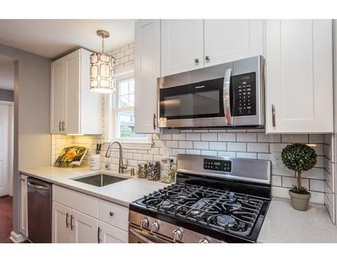 33 E Bacon St, Plainville, MA 02762 photo 12