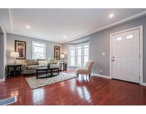 33 E Bacon St, Plainville, MA 02762 photo 6