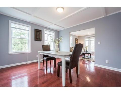 33 E Bacon St, Plainville, MA 02762 photo 8