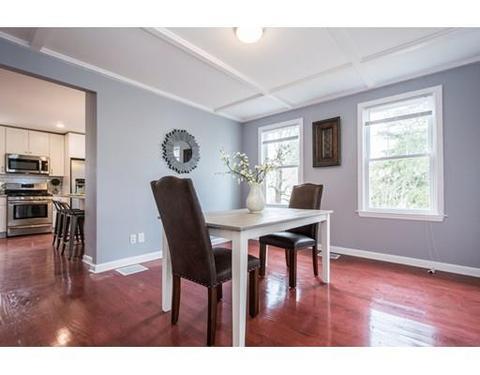 33 E Bacon St, Plainville, MA 02762 photo 9