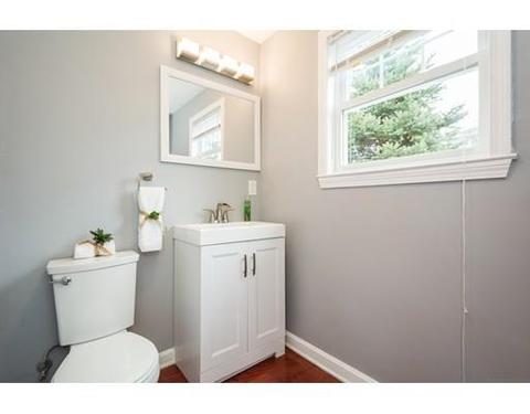 33 E Bacon St, Plainville, MA 02762 photo 15