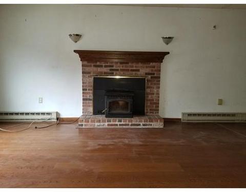 3 Hall Rd, Webster, MA 01570 photo 9