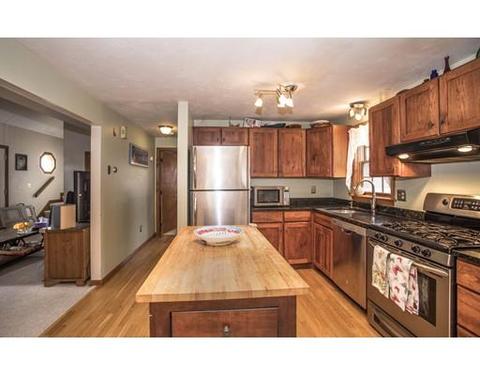 22 Repose Ln, East Wareham, MA 02538 photo 5