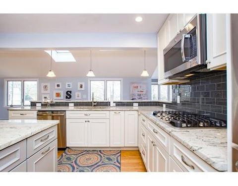 20 Surrey Ln, Needham, MA 02492 photo 14